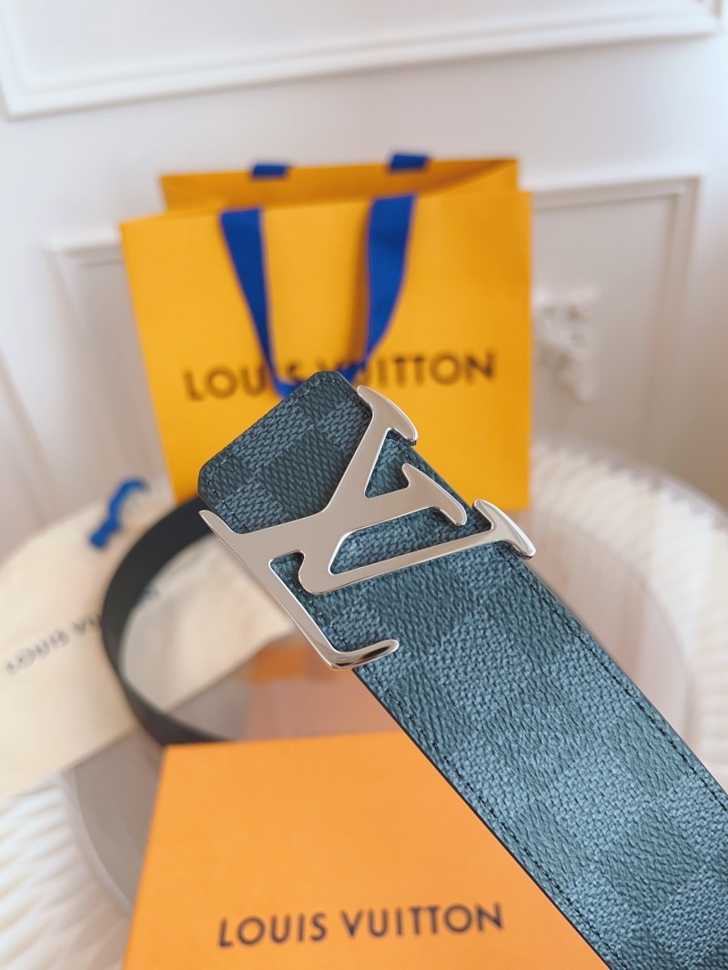 l0vis Vvtt0n belts
